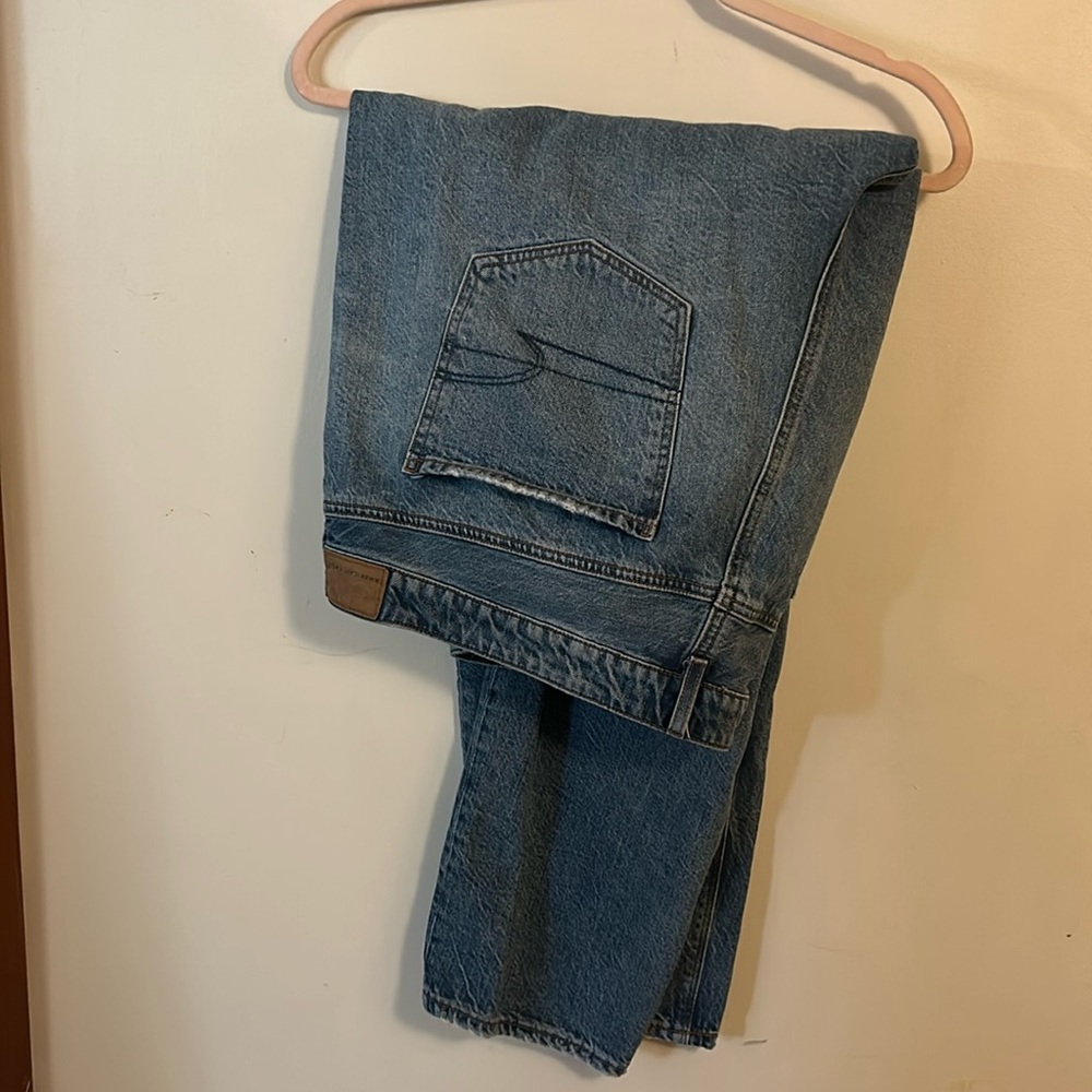 AE size 20 tomgirl jean